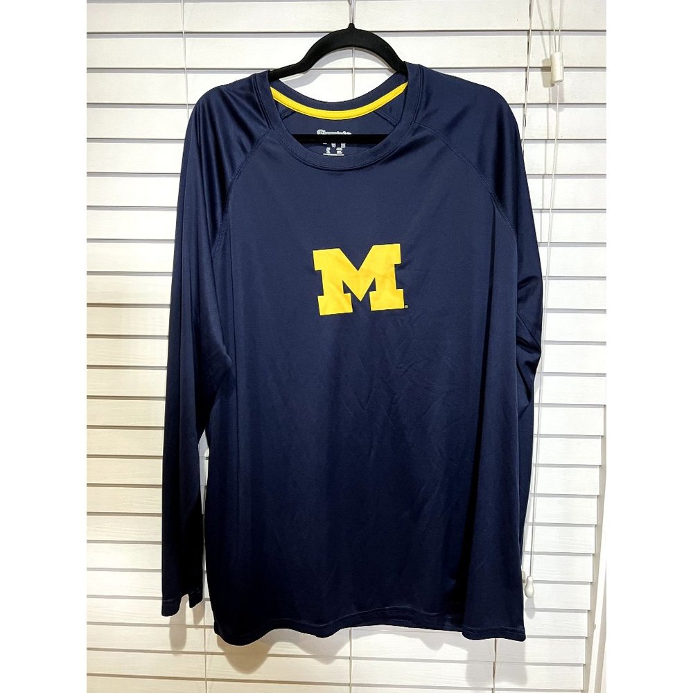 Champion Michigan Wolverine Long Sleeve Shirt‎ - Size XL